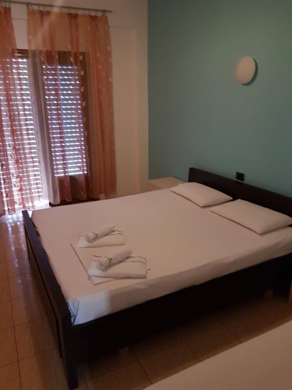 Vila Melpo Apartments Ilias ภายนอก รูปภาพ